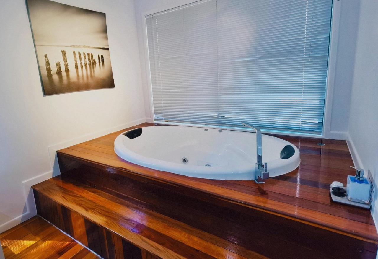 Amore On Buderim Rainforest Cabins Sunshine Coast 외부 사진